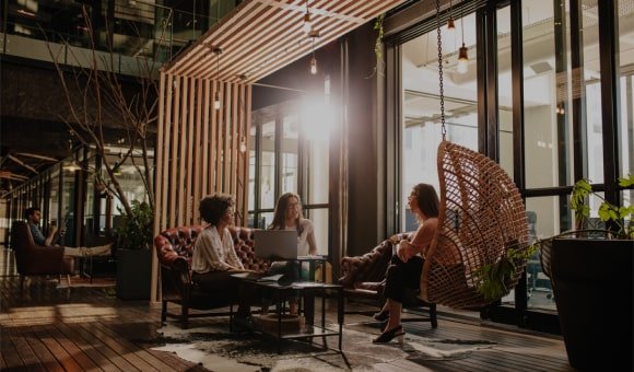 About Us 3 Video 1 | GadgesPlanet